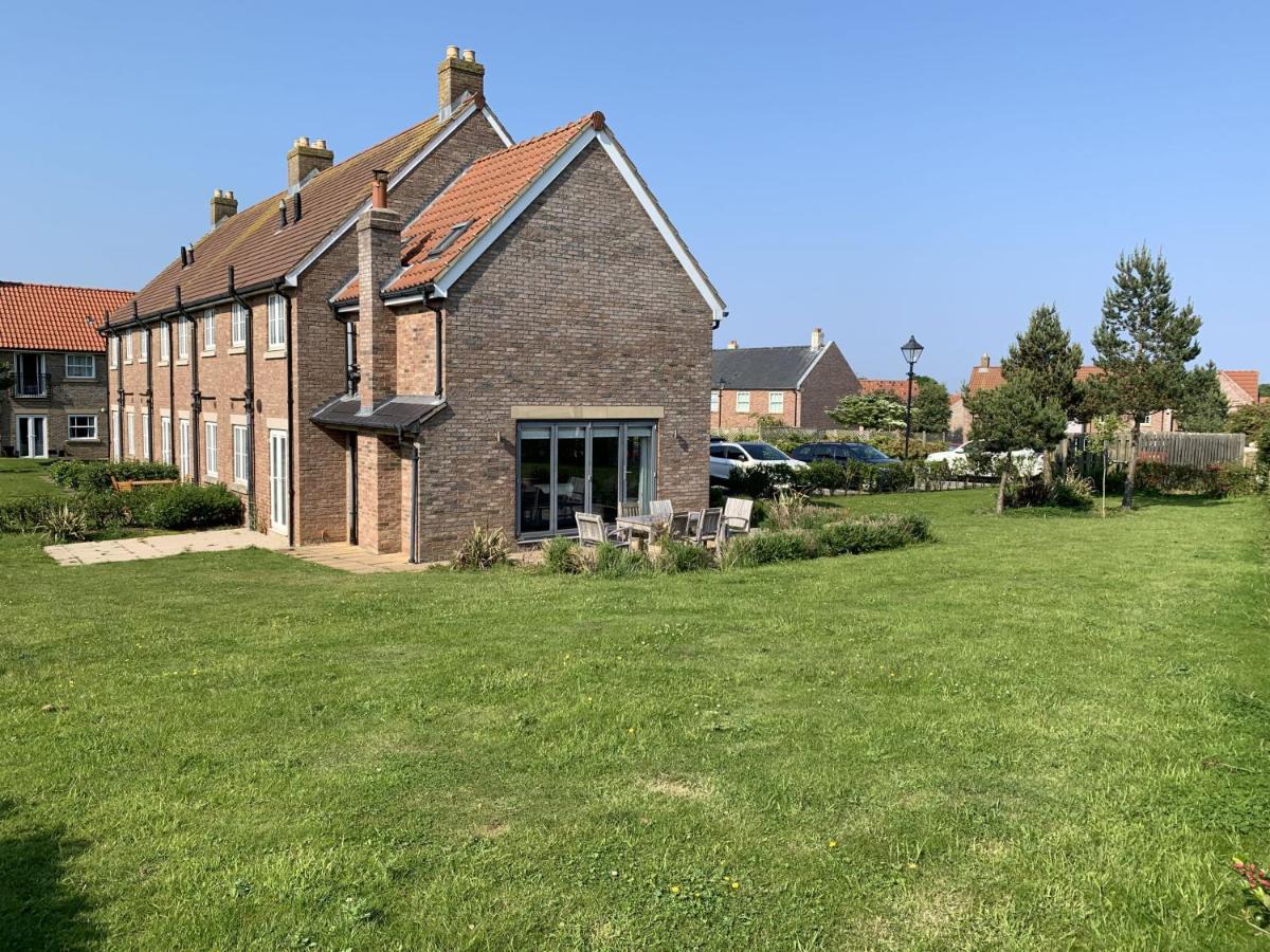 Caramel Cottage At The Bay Filey, Sleeps 6, 2 Dogs Welcome For Free Too 外观 照片